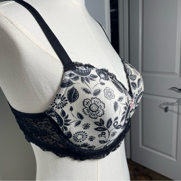 Victoria’s Secret Dream Angels Lined Demi‎ Bra 38 D Black & Ivory w/Lace Trim - Picture 3 of 12